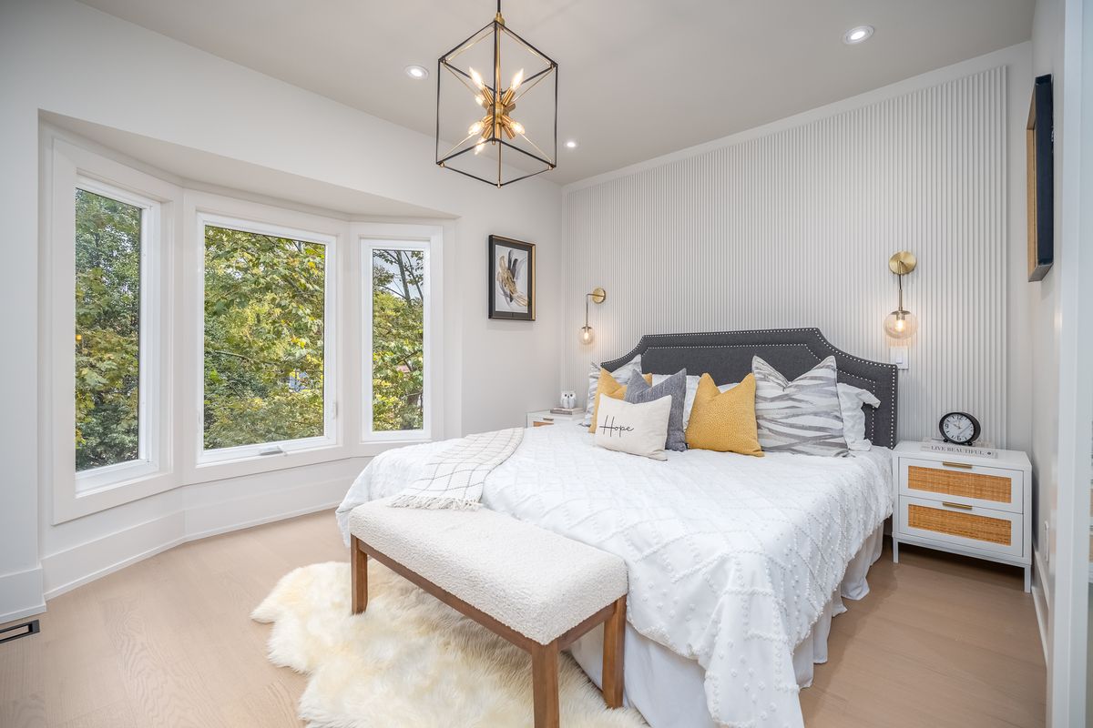 356 Woodfield Rd., primary bedroom with bay window